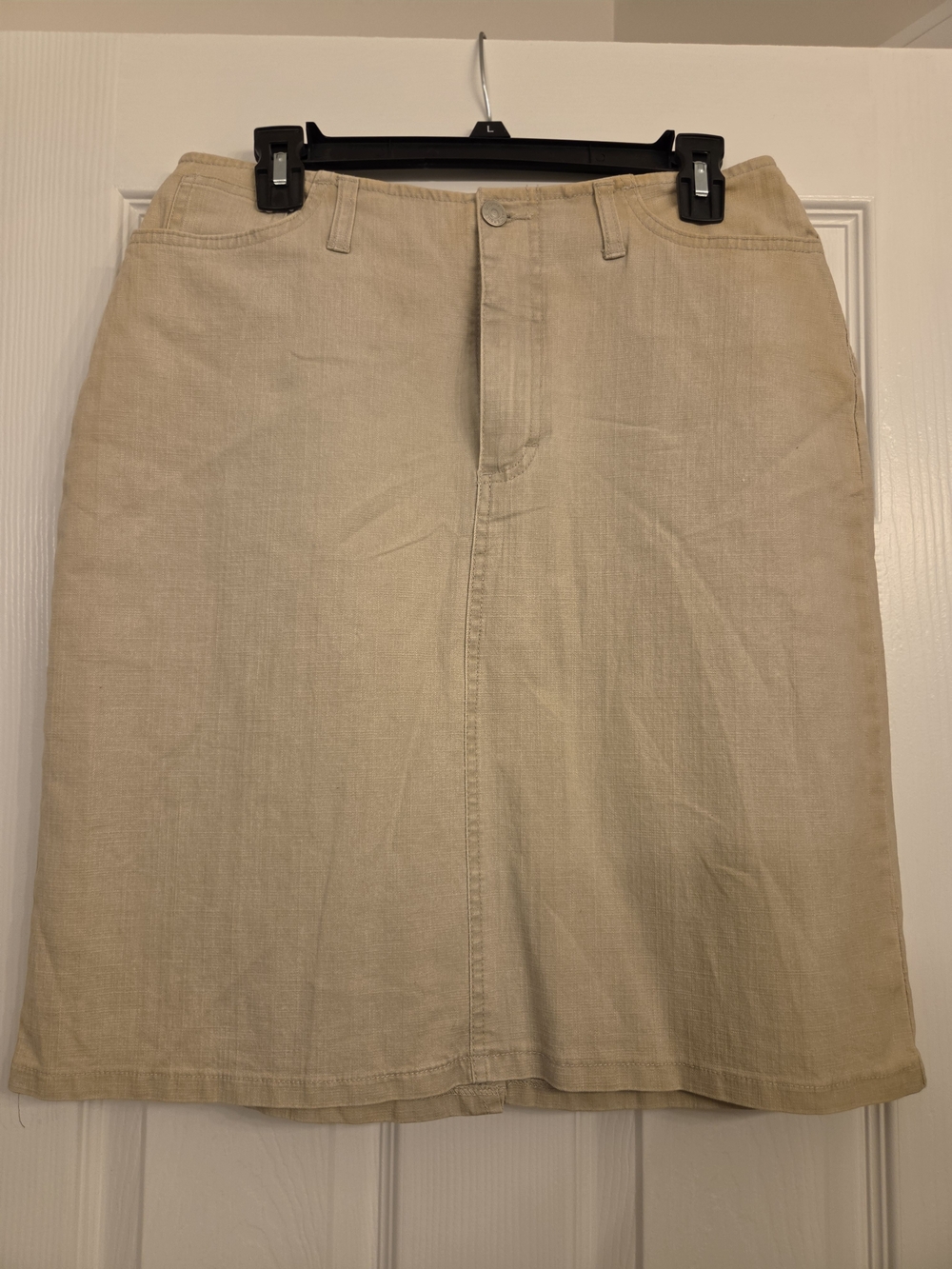 Gloria Vanderbilt Beige Skirt